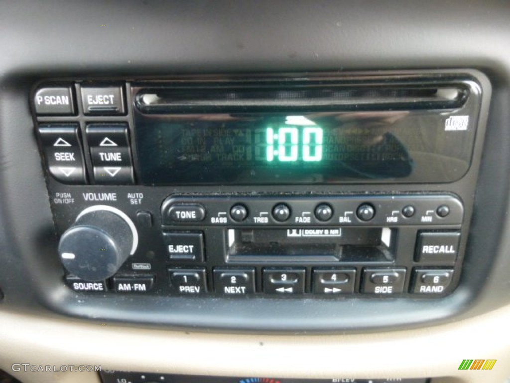 1998 Buick Regal LS Audio System Photos
