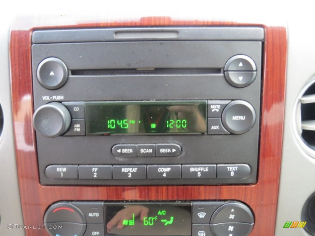 2006 Ford F150 Lariat SuperCrew Audio System Photo #76822678