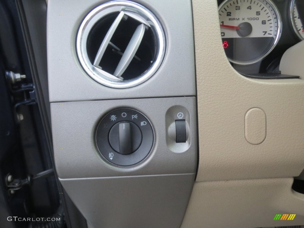 2006 F150 Lariat SuperCrew - Medium Wedgewood Blue Metallic / Tan photo #42