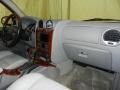 2006 Summit White GMC Envoy Denali 4x4  photo #23