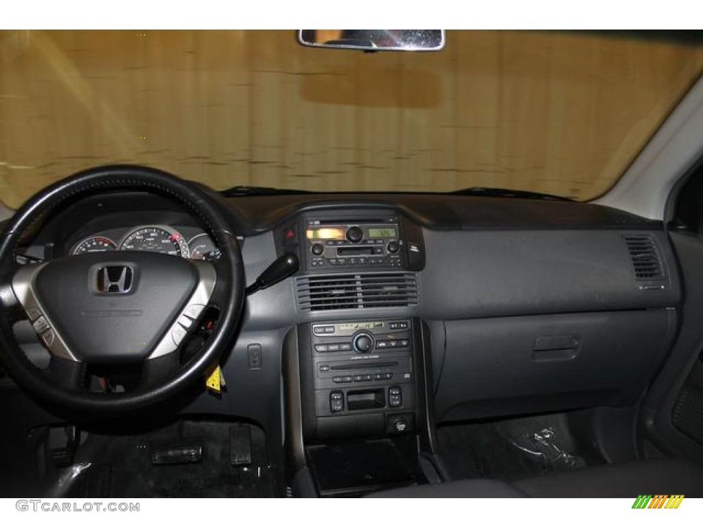 2005 Honda Pilot EX-L 4WD Gray Dashboard Photo #76824636