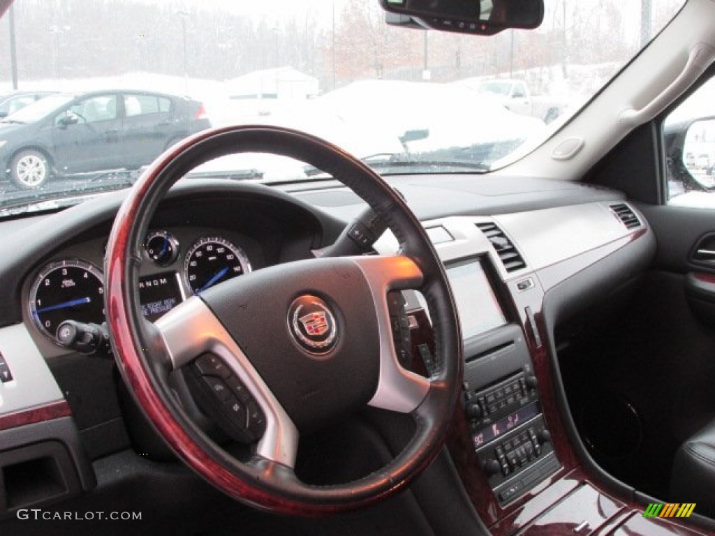 2009 Cadillac Escalade AWD Ebony/Ebony Dashboard Photo #76825860