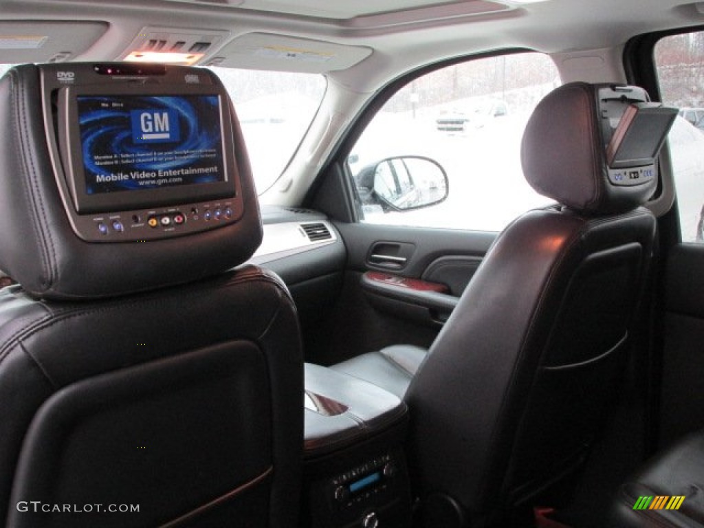 2009 Cadillac Escalade AWD Entertainment System Photo #76825902