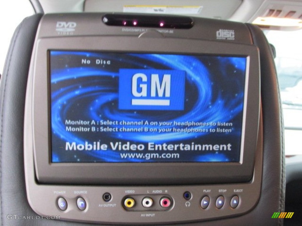 2009 Cadillac Escalade AWD Entertainment System Photo #76825922