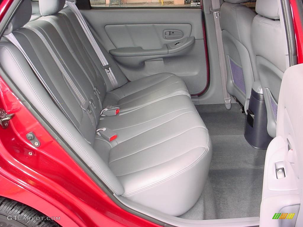 2005 Elantra GT Hatchback - Electric Red Metallic / Gray photo #15