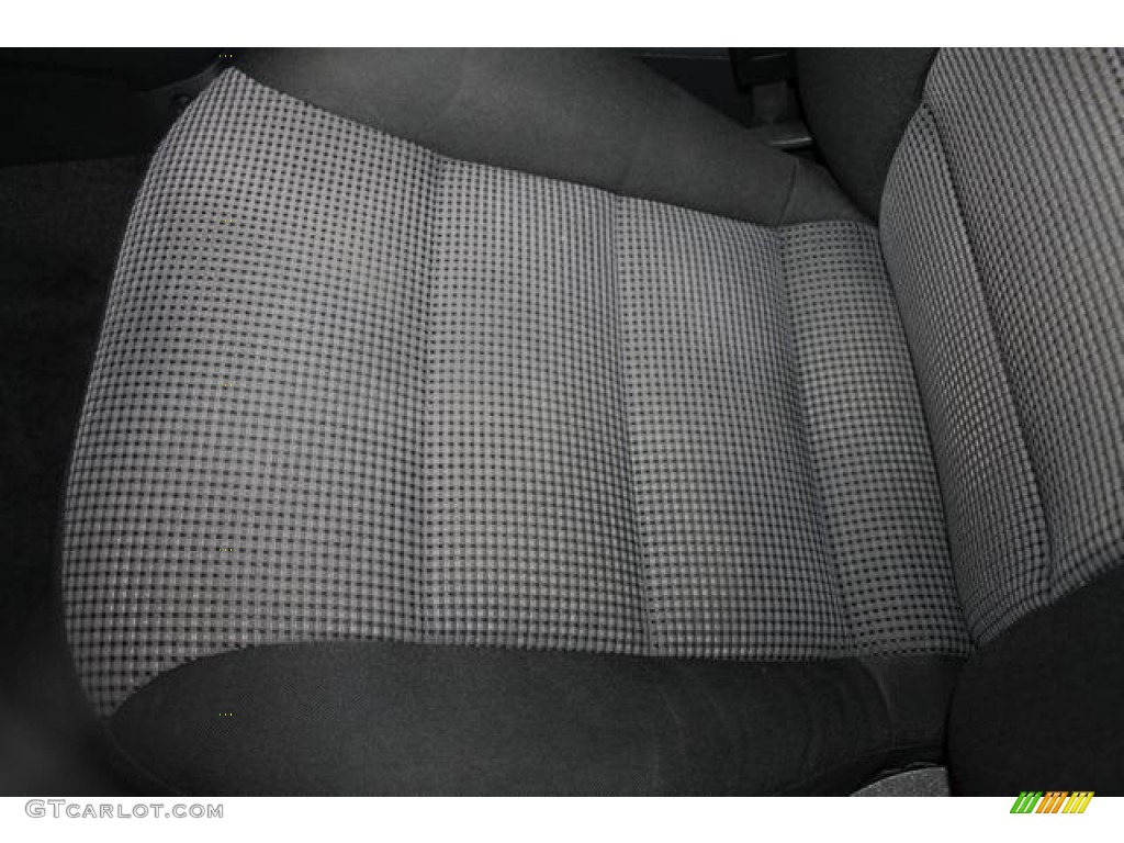 2004 Golf GLS 4 Door - Blue Anthracite Metallic / Black photo #20