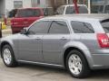 2006 Silver Steel Metallic Dodge Magnum SE  photo #24