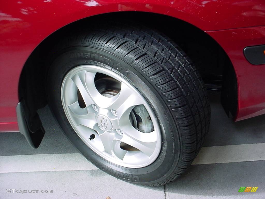 2005 Elantra GT Hatchback - Electric Red Metallic / Gray photo #18