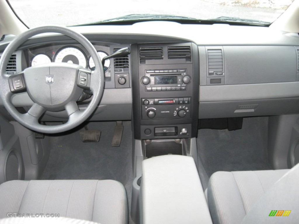 2005 Dodge Durango ST 4x4 Medium Slate Gray Dashboard Photo #76828557