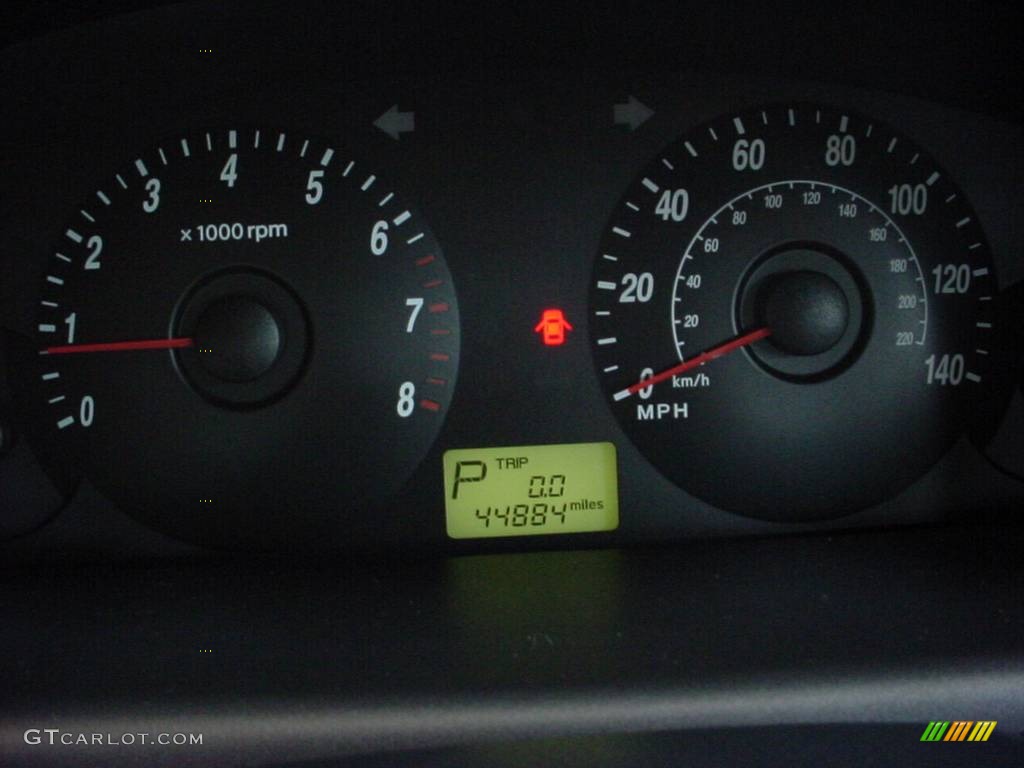 2005 Elantra GT Hatchback - Electric Red Metallic / Gray photo #20