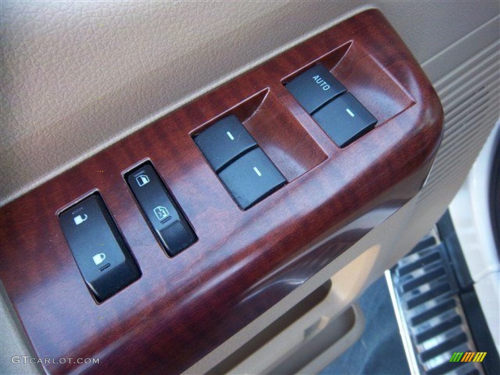 2011 Ford F350 Super Duty King Ranch Crew Cab 4x4 Controls Photo #76830190