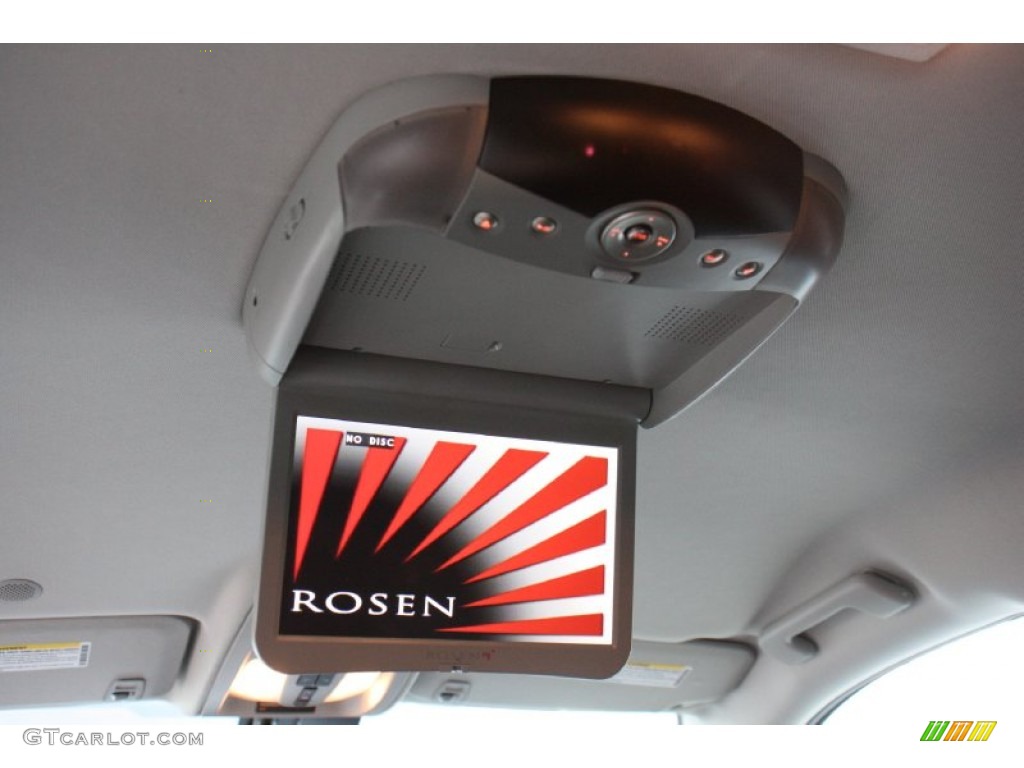 2011 GMC Terrain SLE Entertainment System Photo #76834320
