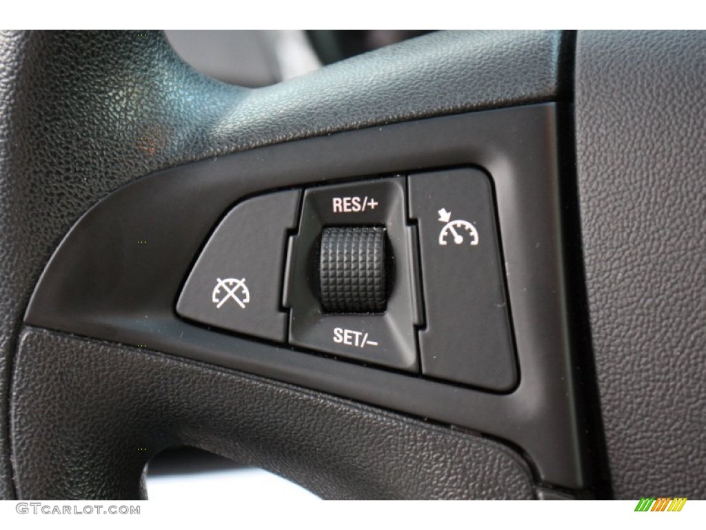 2011 GMC Terrain SLE Controls Photo #76834344