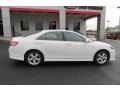 Super White - Camry SE Photo No. 8