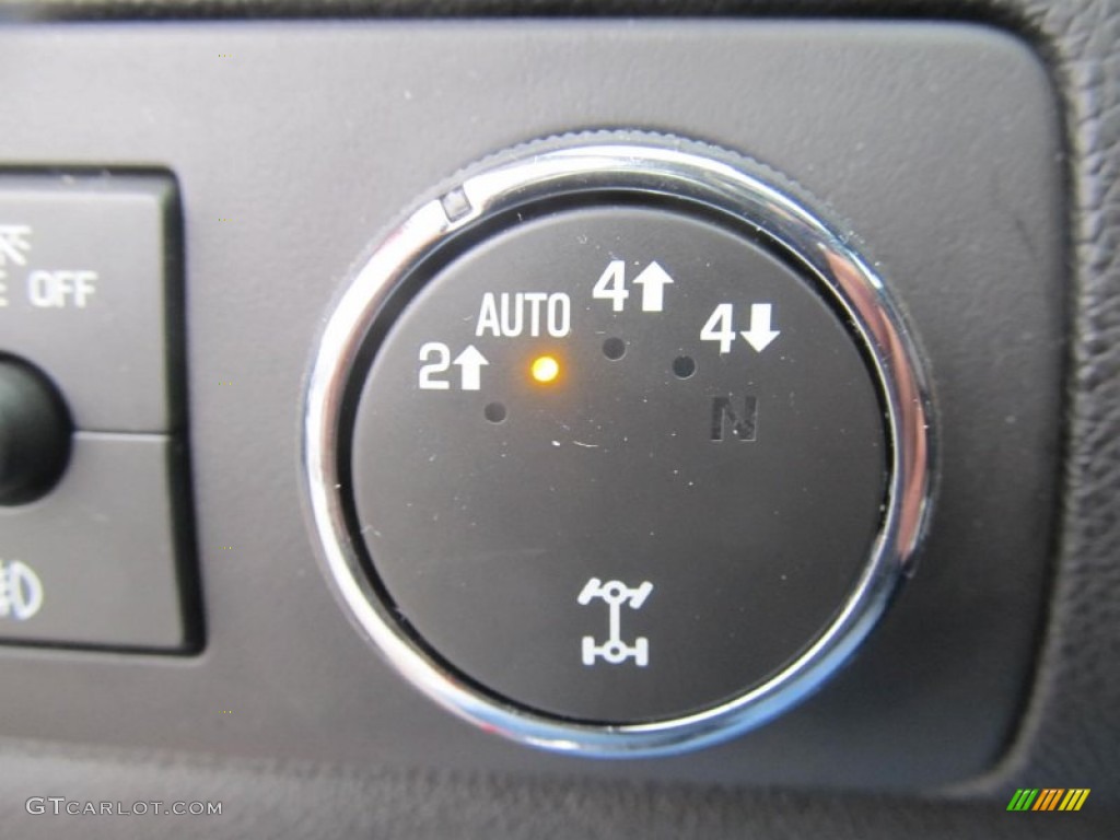 2013 GMC Sierra 1500 SLE Crew Cab 4x4 Controls Photo #76835211