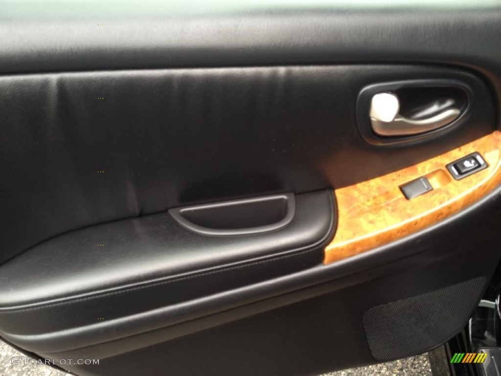 2002 Infiniti I 35 Door Panel Photos
