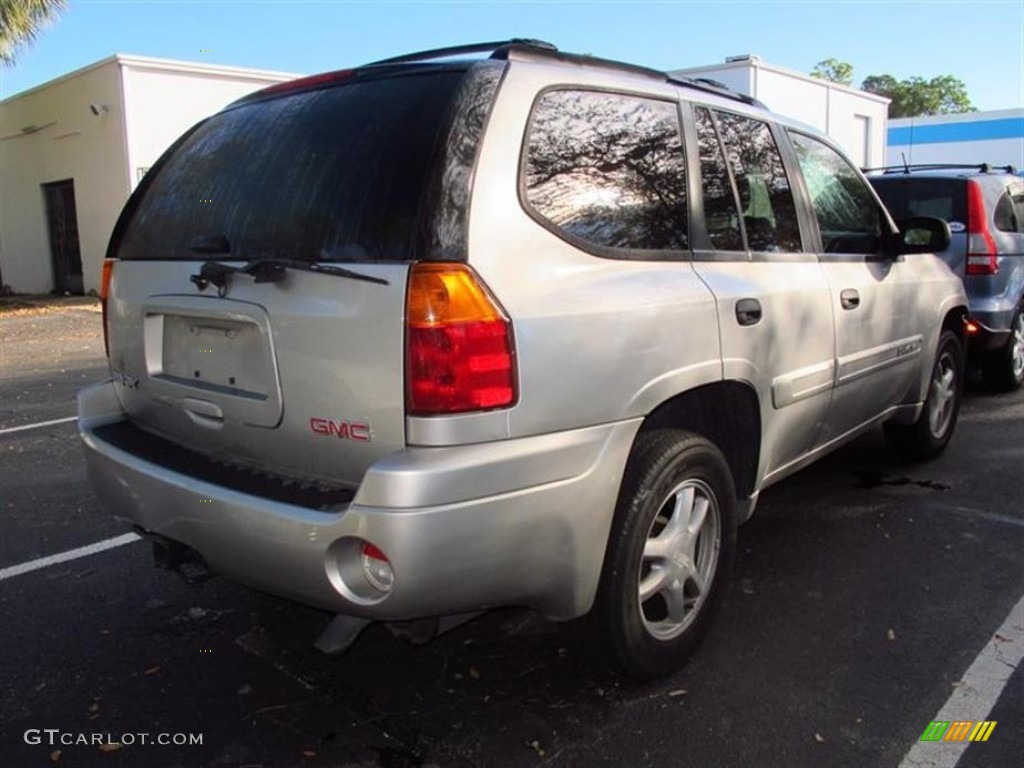 2004 Envoy SLE - Sand Beige Metallic / Light Tan photo #3