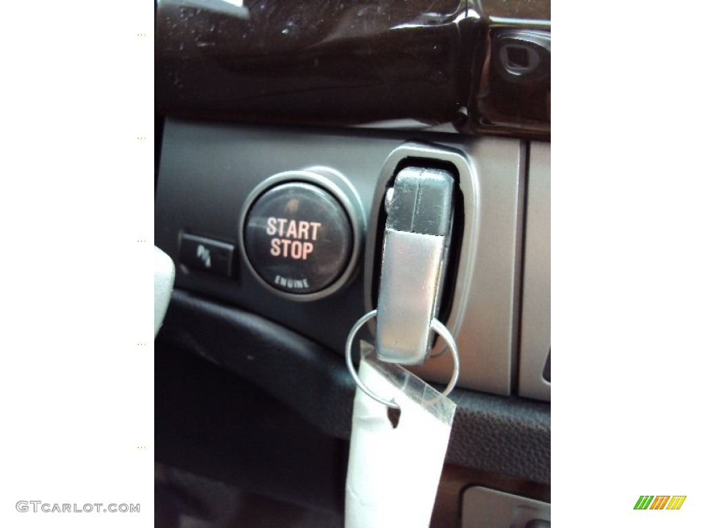 2008 BMW 7 Series 750Li Sedan Keys Photos