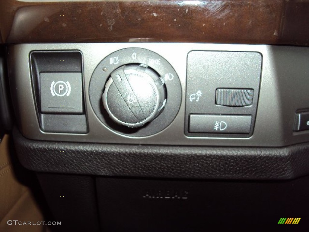 2008 BMW 7 Series 750Li Sedan Controls Photo #76836717
