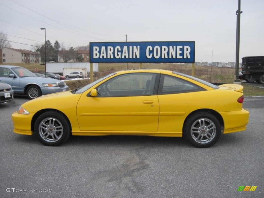 2002 Cavalier LS Sport Coupe - Yellow / Graphite photo #1