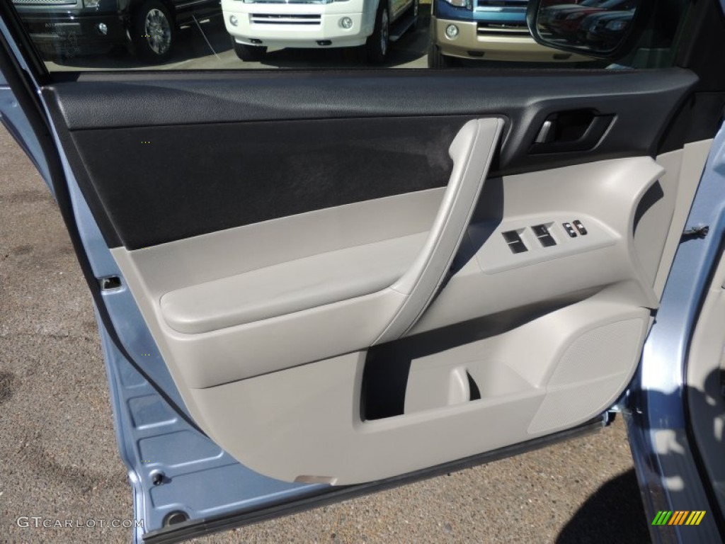 2009 Toyota Highlander V6 Door Panel Photos