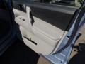 Blue Streak Metallic - Highlander V6 Photo No. 10