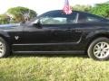 Black - Mustang V6 Coupe Photo No. 39