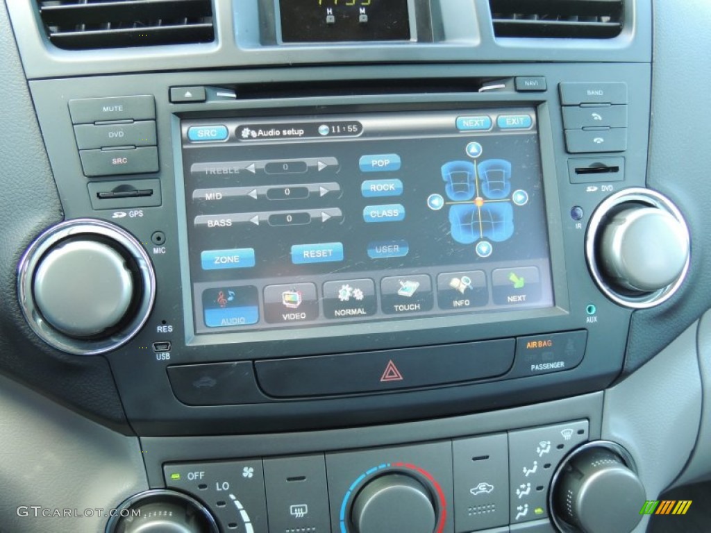2009 Toyota Highlander V6 Controls Photo #76841103