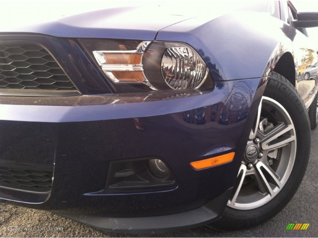 2011 Mustang V6 Premium Coupe - Kona Blue Metallic / Charcoal Black photo #7