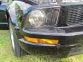 Black - Mustang V6 Coupe Photo No. 50