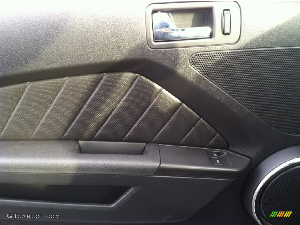 2011 Mustang V6 Premium Coupe - Kona Blue Metallic / Charcoal Black photo #28