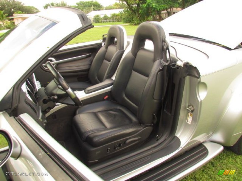 2004 Chevrolet SSR Standard SSR Model Front Seat Photo #76843030