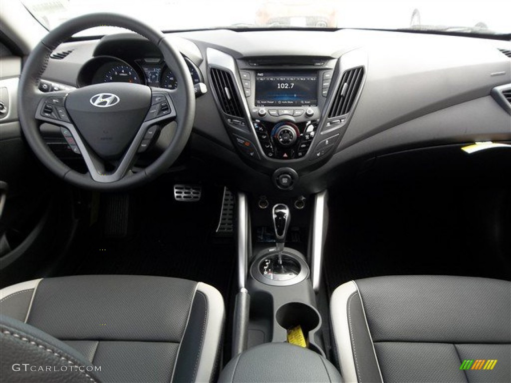 2013 Hyundai Veloster Turbo Black Dashboard Photo #76843039