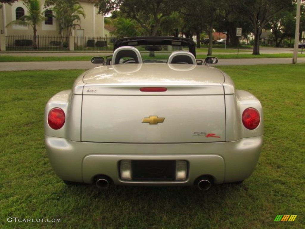Ricochet Silver Metallic 2004 Chevrolet SSR Standard SSR Model Exterior Photo #76843495