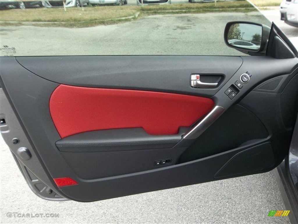 2013 Hyundai Genesis Coupe 2.0T R-Spec Red Leather/Red Cloth Door Panel Photo #76843632