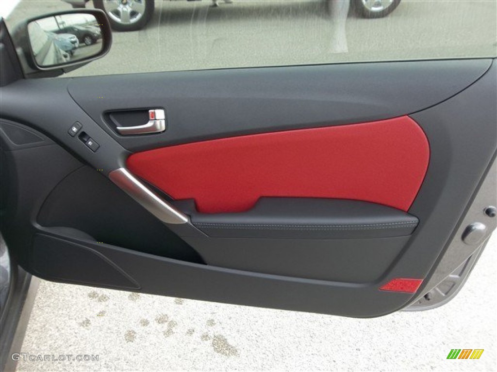 2013 Hyundai Genesis Coupe 2.0T R-Spec Red Leather/Red Cloth Door Panel Photo #76843710