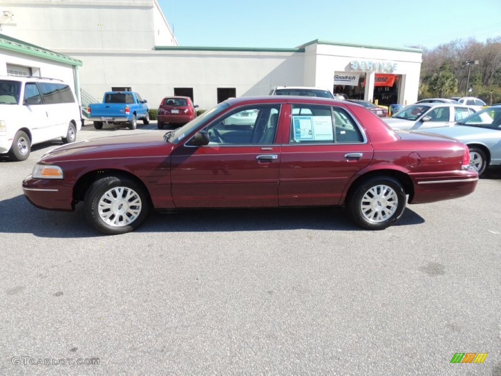 Dark Toreador Red Metallic 2004 Ford Crown Victoria LX Exterior Photo #76843881