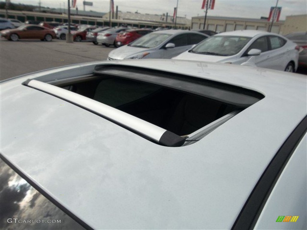 2013 Elantra Limited - Shimmering White / Beige photo #17