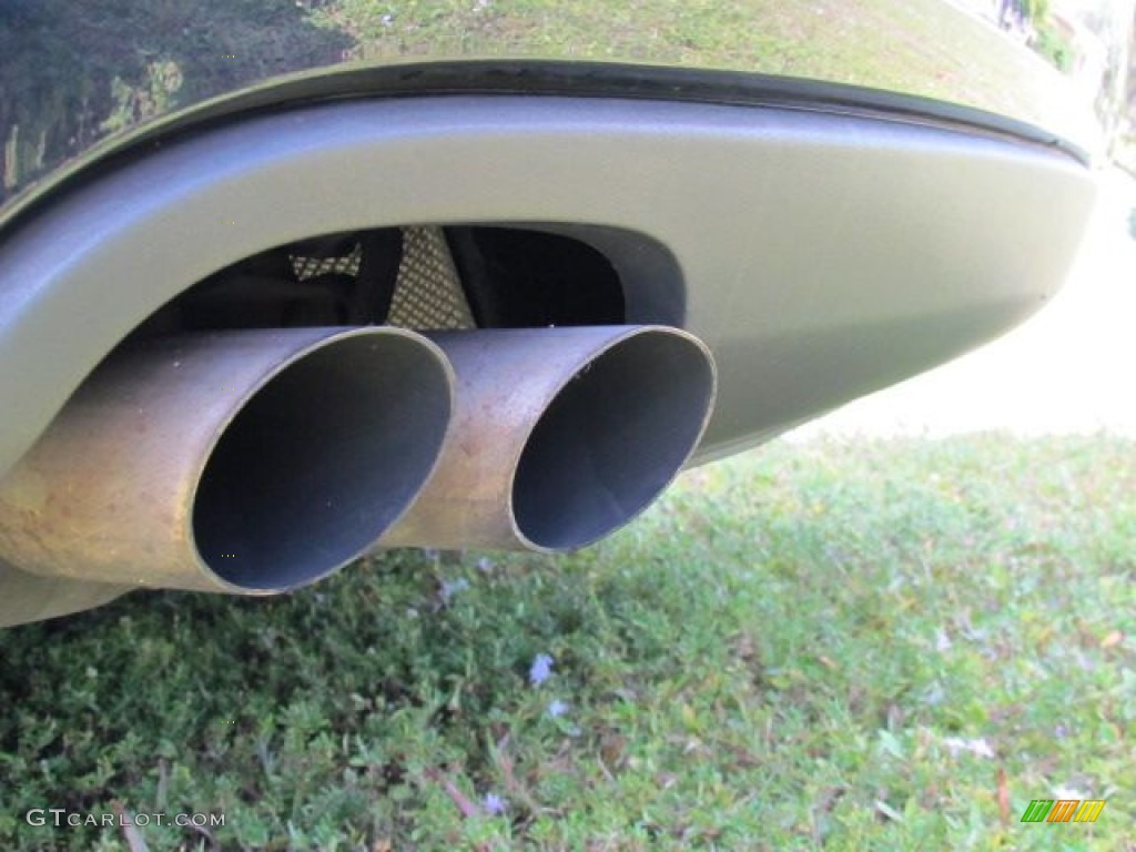 2009 Audi A4 2.0T Premium quattro Sedan Exhaust Photos