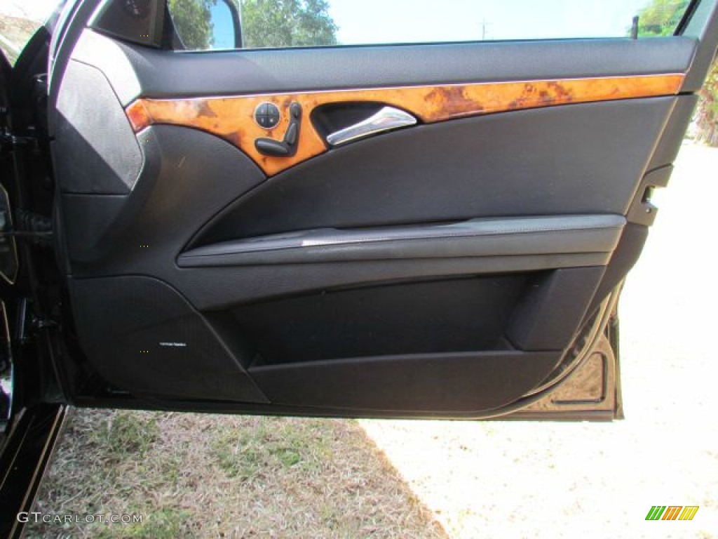 2007 Mercedes-Benz E 350 Sedan Black Door Panel Photo #76850085