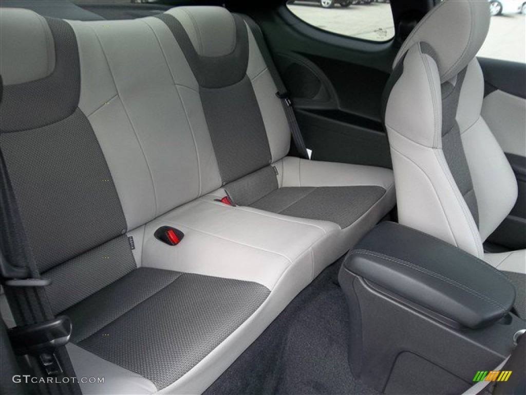 2013 Hyundai Genesis Coupe 2.0T Premium Rear Seat Photo #76850304