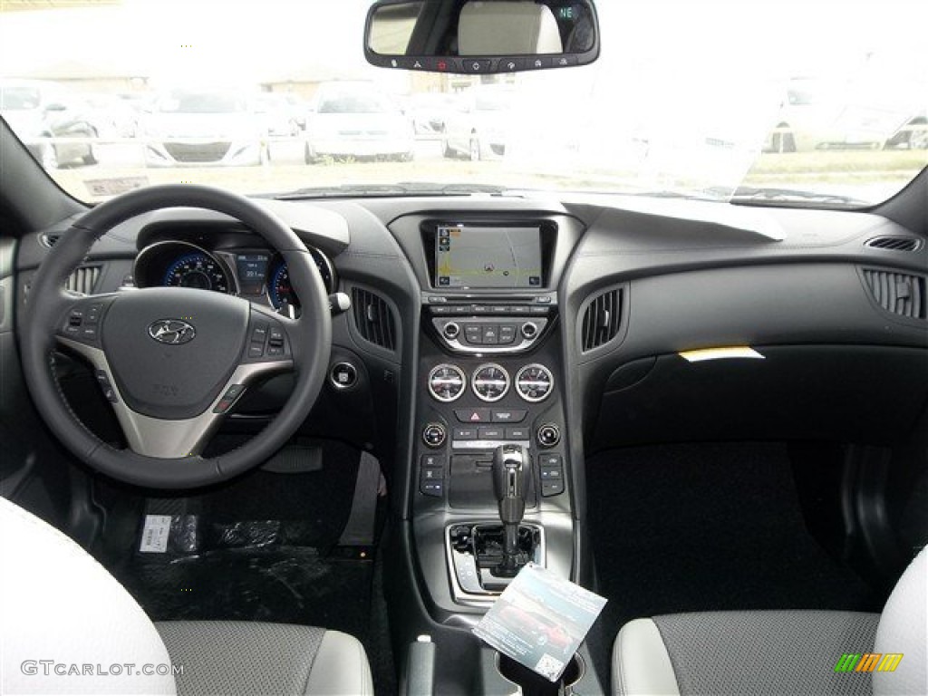 2013 Hyundai Genesis Coupe 2.0T Premium Gray Leather/Gray Cloth Dashboard Photo #76850325