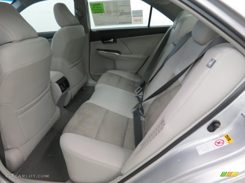 2013 Camry Hybrid XLE - Classic Silver Metallic / Light Gray photo #6