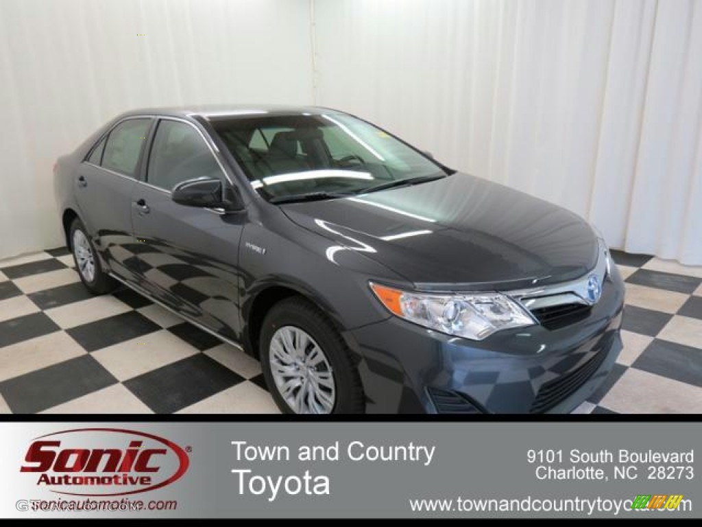 2013 Camry Hybrid LE - Magnetic Gray Metallic / Light Gray photo #1