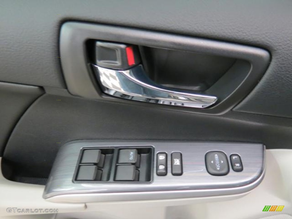 2013 Camry Hybrid LE - Magnetic Gray Metallic / Light Gray photo #10