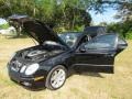 Black - E 350 Sedan Photo No. 70