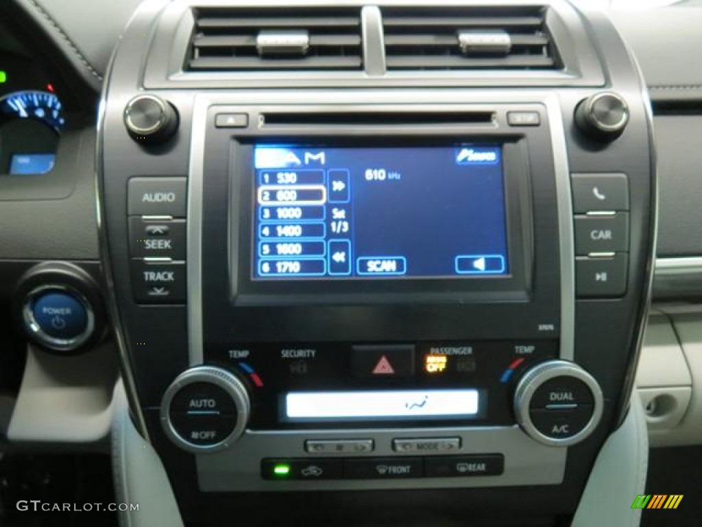 2013 Camry Hybrid LE - Magnetic Gray Metallic / Light Gray photo #12