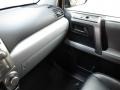 Black - 4Runner SR5 4x4 Photo No. 30