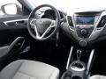 Boston Red - Veloster  Photo No. 15