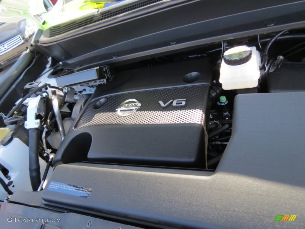 2013 Nissan Pathfinder Platinum Engine Photos